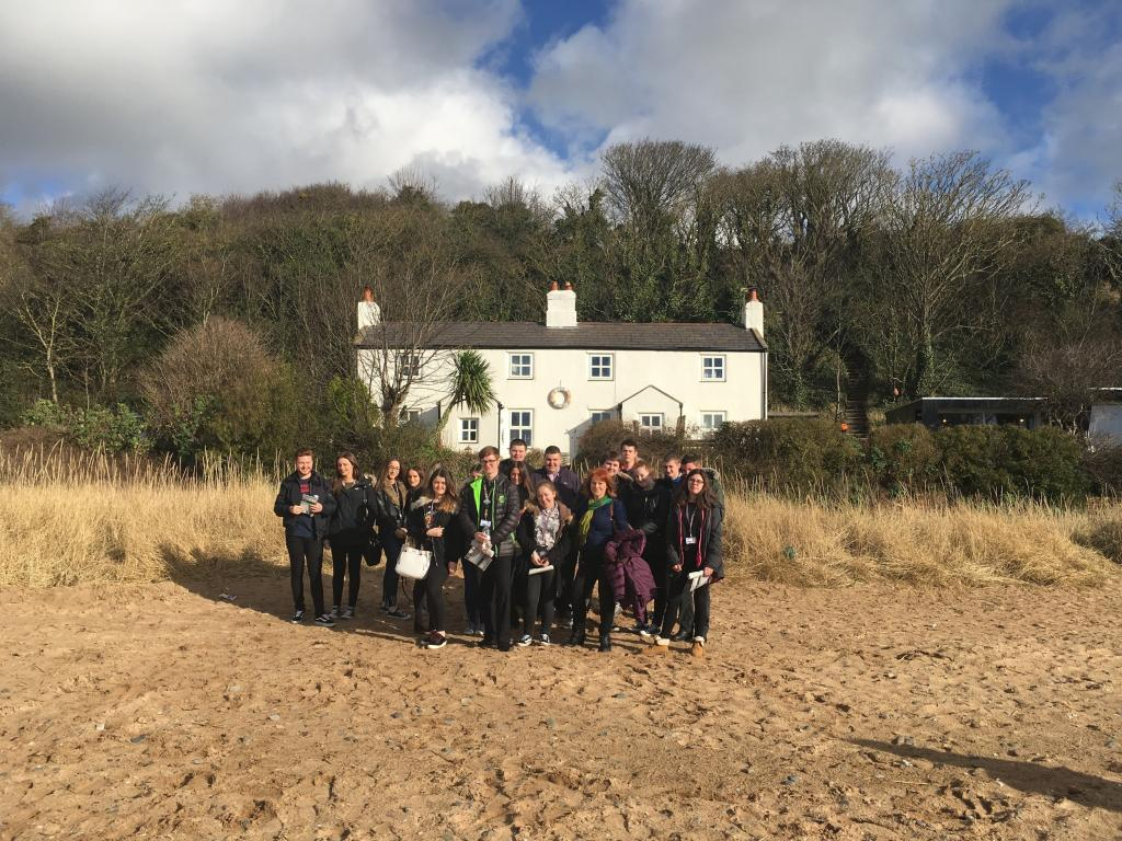 Travel and Tourism, and Catering Students on a familiarisation tour around Shore Cottage Studio for Visitor Economy Week 2017