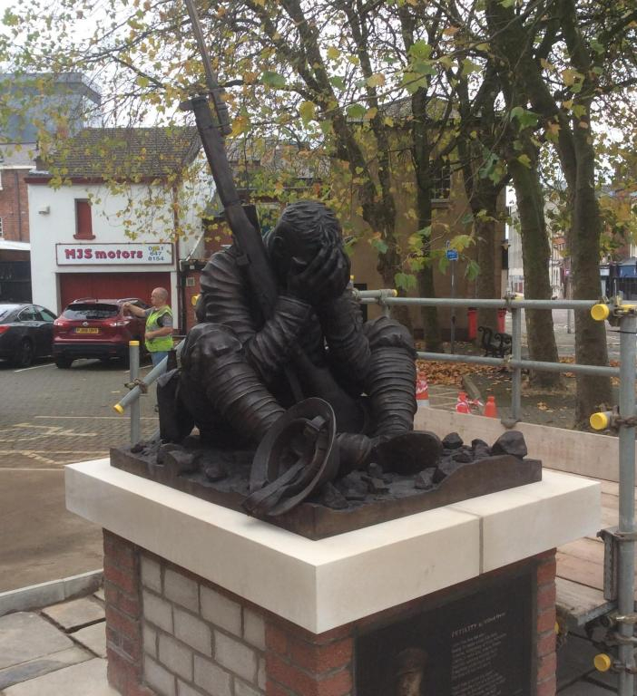 Bronze World War One Statue created by Wirral Met Alumni Art Student Jim Whelan titled 'Futility'
