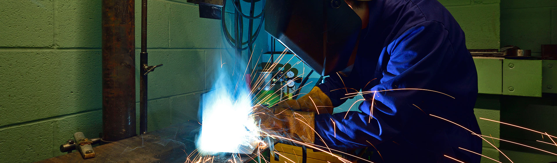 Engineering & Motor Vehicle