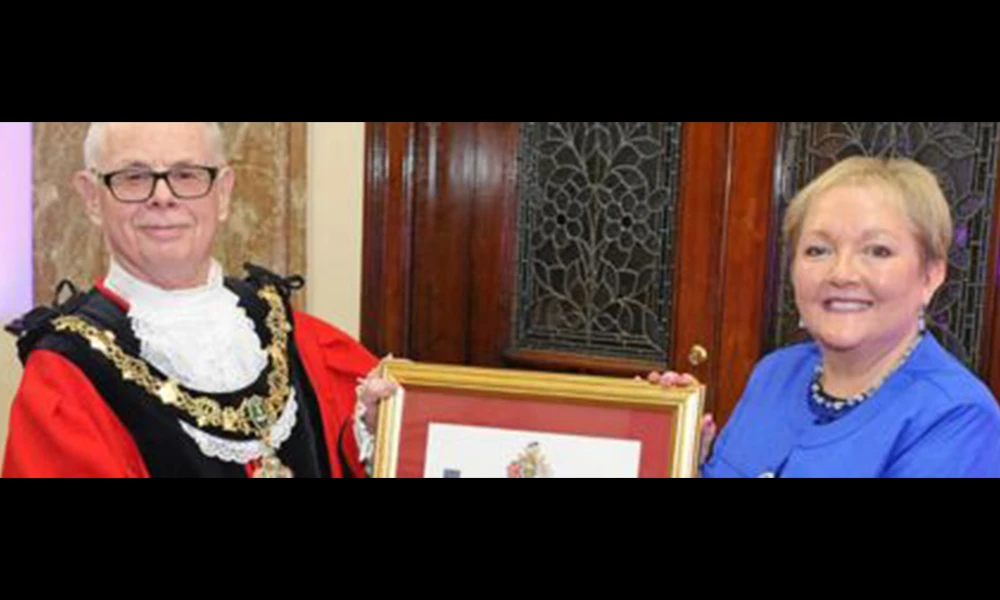 Former Principal Sue Higginson receiving reward